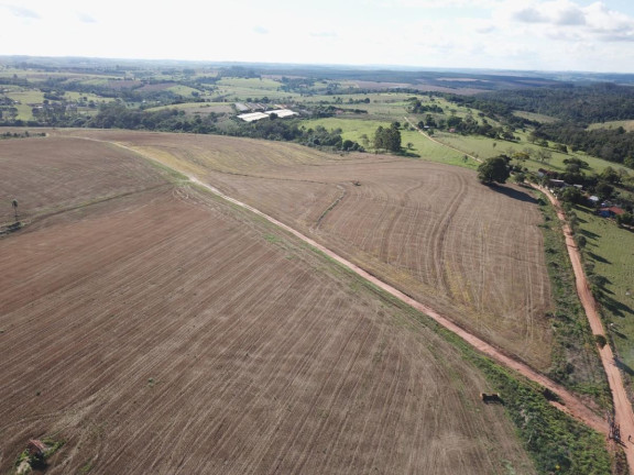 Fazenda à Venda, 38 m² em Rural - Itapetininga