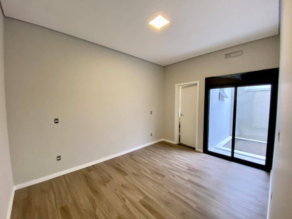 Imagem Casa com 3 Quartos à Venda, 165 m² em Caguassu - Sorocaba Imagem Casa com 3 Quartos à Venda, 165 m² em Caguassu - Sorocaba