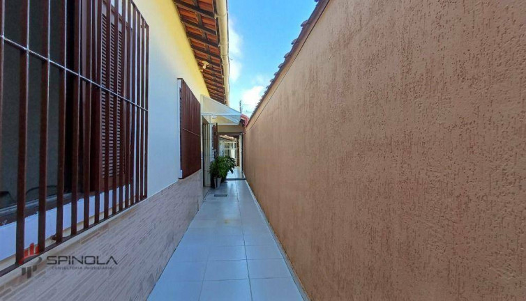 Imagem Casa com 2 Quartos à Venda, 68 m² em Real - Praia Grande Imagem Casa com 2 Quartos à Venda, 68 m² em Real - Praia Grande