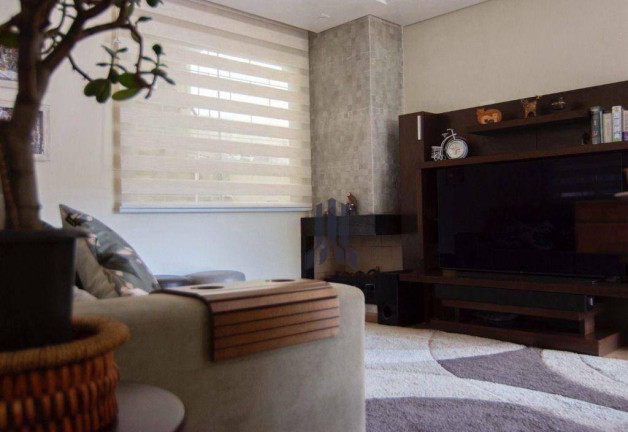 Imagem Casa com 3 Quartos à Venda, 304 m² em Vila Izabel - Curitiba