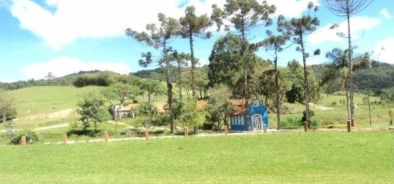 Imagem Fazenda à Venda, 300 m² em Centro - Guaratinguetá Imagem Fazenda à Venda, 300 m² em Centro - Guaratinguetá