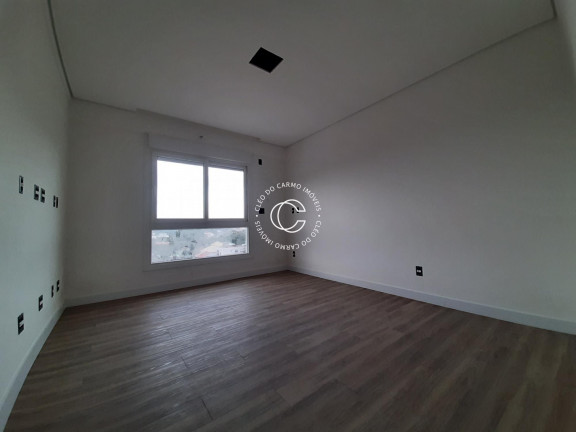 Imagem Apartamento com 3 Quartos à Venda, 227 m² em Km 3 - Santa Maria Imagem Apartamento com 3 Quartos à Venda, 227 m² em Km 3 - Santa Maria