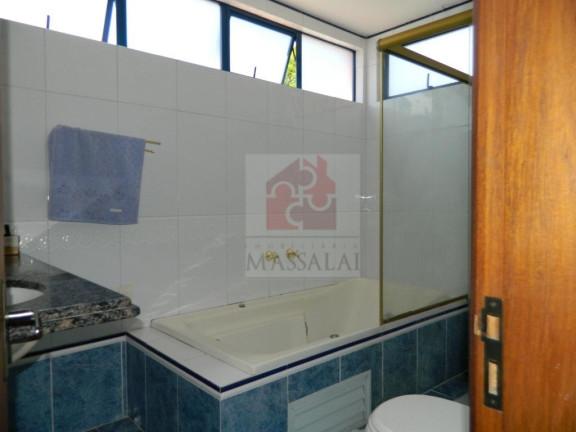 Imagem Casa com 4 Quartos à Venda, 400 m² em São João - Porto Alegre Imagem Casa com 4 Quartos à Venda, 400 m² em São João - Porto Alegre