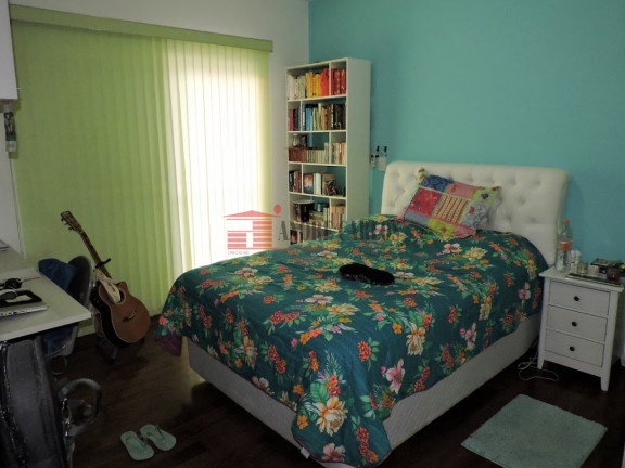 Imagem Casa de Condomínio com 4 Quartos à Venda, 400 m² em Pousada Dos Bandeirantes - Carapicuíba Imagem Casa de Condomínio com 4 Quartos à Venda, 400 m² em Pousada Dos Bandeirantes - Carapicuíba