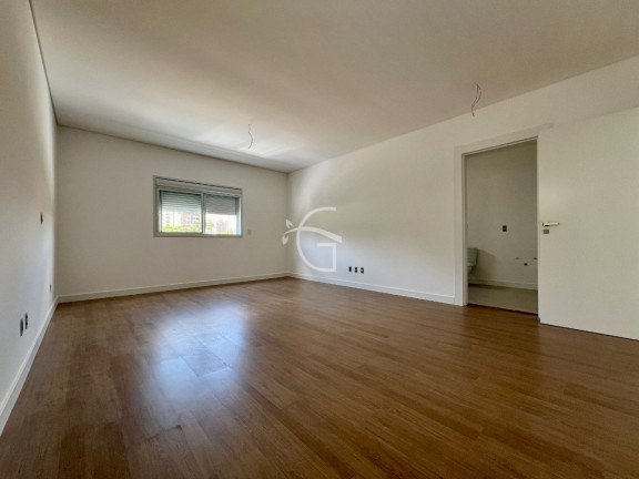 Imagem Sobrado com 4 Quartos à Venda, 327 m² em América - Joinville