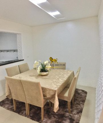 Imagem Casa com 3 Quartos à Venda, em Sítio Cercado - Curitiba Imagem Casa com 3 Quartos à Venda, em Sítio Cercado - Curitiba