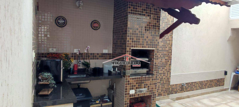Imagem Casa com 3 Quartos à Venda, 300 m² em Canto Do Forte - Praia Grande