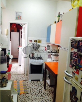 Imagem Imóvel com 2 Quartos à Venda, 85 m² em Centro - Niterói Imagem Imóvel com 2 Quartos à Venda, 85 m² em Centro - Niterói