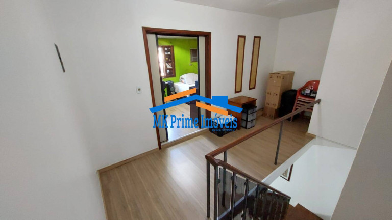 Imagem Sobrado com 4 Quartos à Venda, 212 m² em São Pedro - Osasco