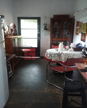 Imagem Imóvel com 3 Quartos à Venda, 2.500 m² em Centro - Montes Claros Imagem Imóvel com 3 Quartos à Venda, 2.500 m² em Centro - Montes Claros