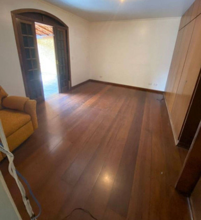 Imagem Sobrado com 5 Quartos à Venda, em Suiço - São Bernardo Do Campo Imagem Sobrado com 5 Quartos à Venda, em Suiço - São Bernardo Do Campo