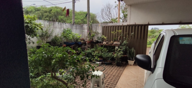 Imagem Sobrado com 4 Quartos à Venda, 218 m² em Pioneiros Catarinenses - Cascavel