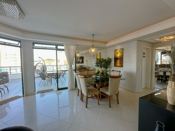 Imagem Cobertura com 3 Quartos à Venda, 455 m² em Balneário - Florianópolis Imagem Cobertura com 3 Quartos à Venda, 455 m² em Balneário - Florianópolis
