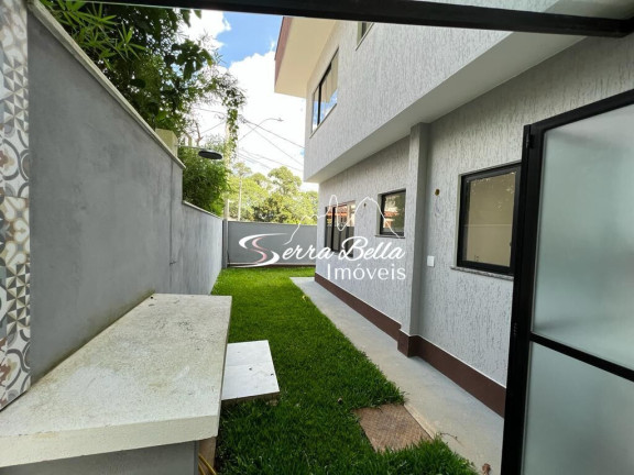 Imagem Casa com 4 Quartos à Venda, em Várzea - Teresópolis Imagem Casa com 4 Quartos à Venda, em Várzea - Teresópolis