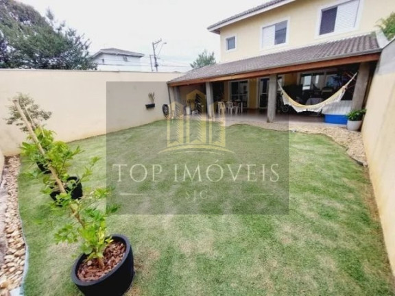 Imagem Sobrado com 3 Quartos à Venda, 250 m² em Vila Branca - Jacareí