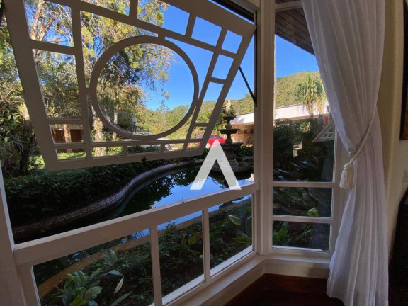 Imagem Casa com 8 Quartos à Venda, 1.776 m² em Albuquerque - Teresópolis Imagem Casa com 8 Quartos à Venda, 1.776 m² em Albuquerque - Teresópolis