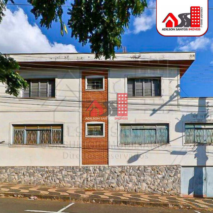Imagem Sobrado com 4 Quartos à Venda, 261 m² em Centro - Pirassununga