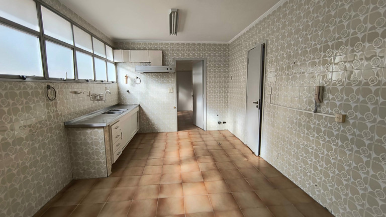 Imagem Apartamento com 3 Quartos à Venda, 172 m² em Itaim Bibi - São Paulo Imagem Apartamento com 3 Quartos à Venda, 172 m² em Itaim Bibi - São Paulo