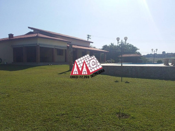 Imagem Imóvel com 3 Quartos à Venda, 350 m² em Porangaba - Porangaba Imagem Imóvel com 3 Quartos à Venda, 350 m² em Porangaba - Porangaba
