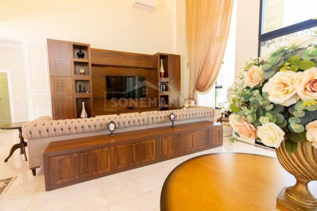 Imagem Casa com 3 Quartos à Venda, 440 m² em Centro - Itapema