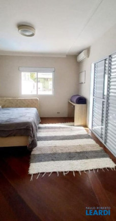 Imagem Sobrado com 3 Quartos à Venda, 415 m² em Vila Scarpelli - Santo André Imagem Sobrado com 3 Quartos à Venda, 415 m² em Vila Scarpelli - Santo André