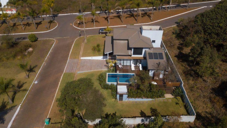 Imagem Casa de Condomínio com 3 Quartos à Venda, 300 m² em Condomínio Ville Des Lacs - Nova Lima Imagem Casa de Condomínio com 3 Quartos à Venda, 300 m² em Condomínio Ville Des Lacs - Nova Lima