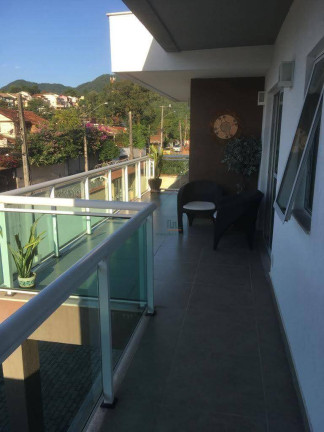 Imagem Casa com 3 Quartos à Venda, 297 m² em Maravista - Niterói Imagem Casa com 3 Quartos à Venda, 297 m² em Maravista - Niterói