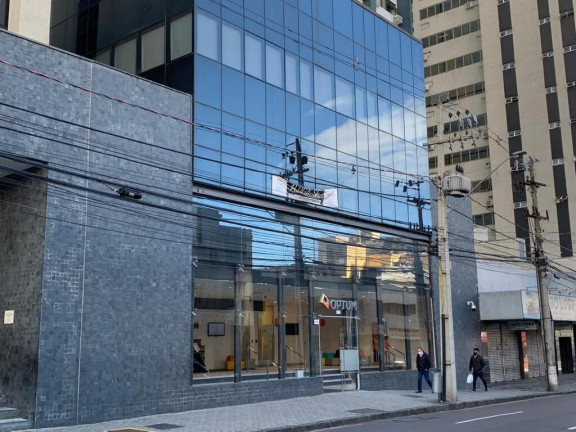 Sala Comercial à Venda, 939 m² em Centro - Curitiba