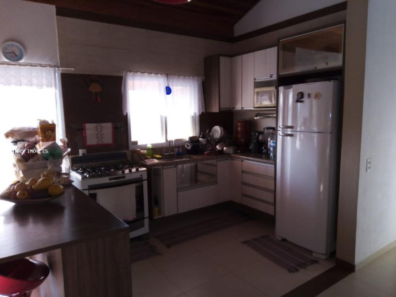 Imagem Imóvel com 3 Quartos à Venda, em Antes Do Centro - Ibiúna Imagem Imóvel com 3 Quartos à Venda, em Antes Do Centro - Ibiúna
