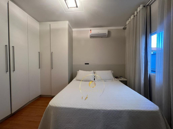 Imagem Casa com 3 Quartos à Venda, 300 m² em Mogi Das Cruzes Imagem Casa com 3 Quartos à Venda, 300 m² em Mogi Das Cruzes