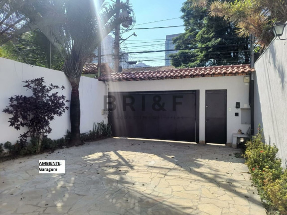 Casa com 3 Quartos para Alugar, 450 m² em Vila Cordeiro - São Paulo