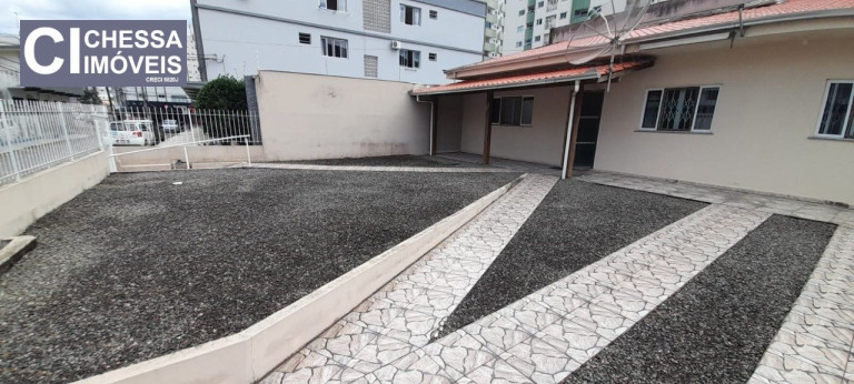 Imagem Casa com 2 Quartos à Venda, 222 m² em Centro - Itajaí Imagem Casa com 2 Quartos à Venda, 222 m² em Centro - Itajaí