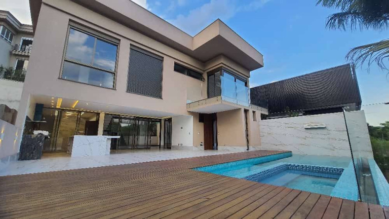 Imagem Casa com 3 Quartos à Venda, 400 m² em Tamboré - Santana De Parnaíba Imagem Casa com 3 Quartos à Venda, 400 m² em Tamboré - Santana De Parnaíba