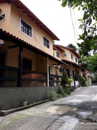 Imagem Casa com 2 Quartos à Venda, 76 m² em Santa Bárbara - Niterói Imagem Casa com 2 Quartos à Venda, 76 m² em Santa Bárbara - Niterói