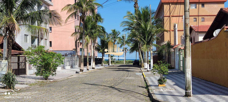 Imagem Casa com 2 Quartos à Venda, 100 m² em Real - Praia Grande Imagem Casa com 2 Quartos à Venda, 100 m² em Real - Praia Grande