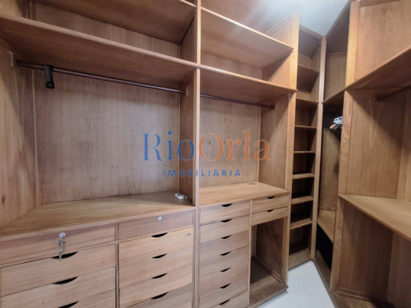 Imagem Apartamento com 4 Quartos à Venda, 300 m² em Barra Da Tijuca - Rio De Janeiro