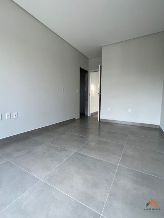 Imagem Casa com 3 Quartos à Venda, 125 m² Imagem Casa com 3 Quartos à Venda, 125 m²