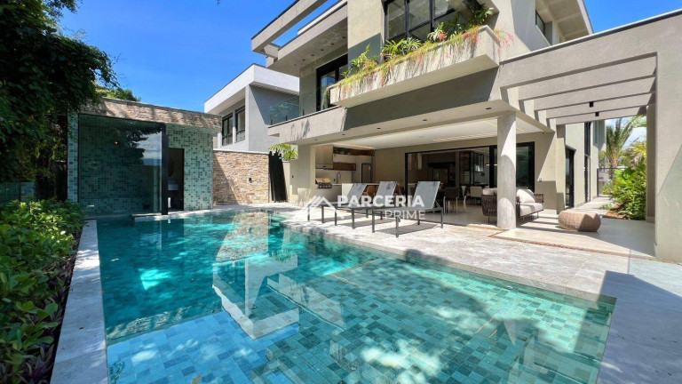 Imagem Casa com 6 Quartos à Venda, 415 m² em Riviera Módulo 11 - Bertioga Imagem Casa com 6 Quartos à Venda, 415 m² em Riviera Módulo 11 - Bertioga