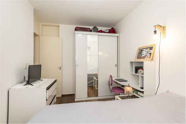 Imagem Imóvel com 2 Quartos à Venda, em Tristeza - Porto Alegre Imagem Imóvel com 2 Quartos à Venda, em Tristeza - Porto Alegre