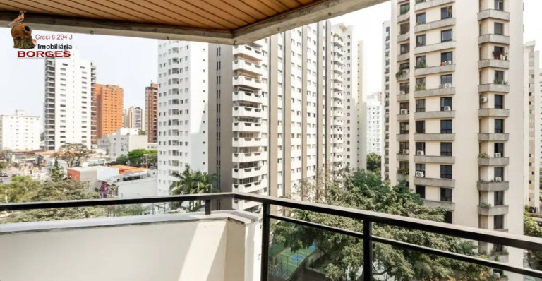 Apartamento com 3 Quartos à Venda, 97 m² em Moema - São Paulo