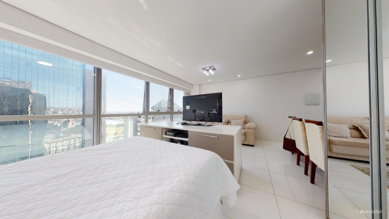 Imagem Loft com 1 Quarto à Venda, 70 m² em Praia De Belas - Porto Alegre Imagem Loft com 1 Quarto à Venda, 70 m² em Praia De Belas - Porto Alegre