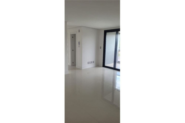 Imagem Imóvel com 3 Quartos à Venda, em Ressacada - Itajaí Imagem Imóvel com 3 Quartos à Venda, em Ressacada - Itajaí