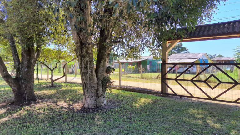 Imagem Chácara com 5 Quartos à Venda, 3.108 m² em águas Claras - Viamão