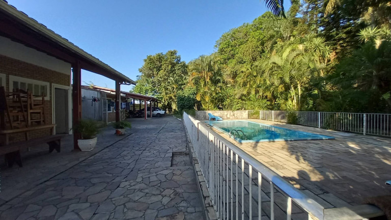 Imagem Chácara com 4 Quartos à Venda, 5.400 m² em Vila Areao - Taubaté Imagem Chácara com 4 Quartos à Venda, 5.400 m² em Vila Areao - Taubaté
