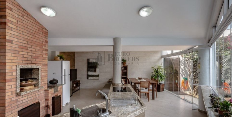 Imagem Casa com 3 Quartos à Venda, 304 m² em Ariribá - Balneário Camboriú