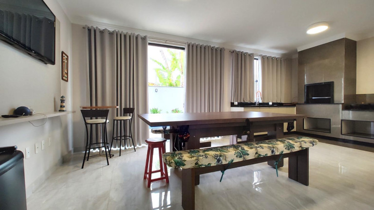 Imagem Sobrado com 4 Quartos à Venda, 183 m² em Bairro Ubatuba - Sc - São Francisco Do Sul Imagem Sobrado com 4 Quartos à Venda, 183 m² em Bairro Ubatuba - Sc - São Francisco Do Sul