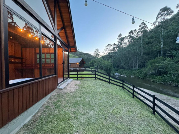 Imagem Imóvel com 2 Quartos à Venda, 100 m² em Vargem Do Cedro - São Martinho