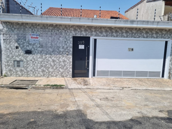 Casa com 3 Quartos à Venda,  em Vila Arriete - São Paulo