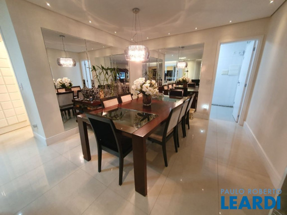 Imagem Apartamento com 4 Quartos à Venda, 242 m² em Santo Antônio - São Caetano Do Sul Imagem Apartamento com 4 Quartos à Venda, 242 m² em Santo Antônio - São Caetano Do Sul