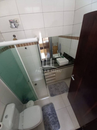 Imagem Casa com 3 Quartos à Venda, 228 m² em Vila Magini - Mauá